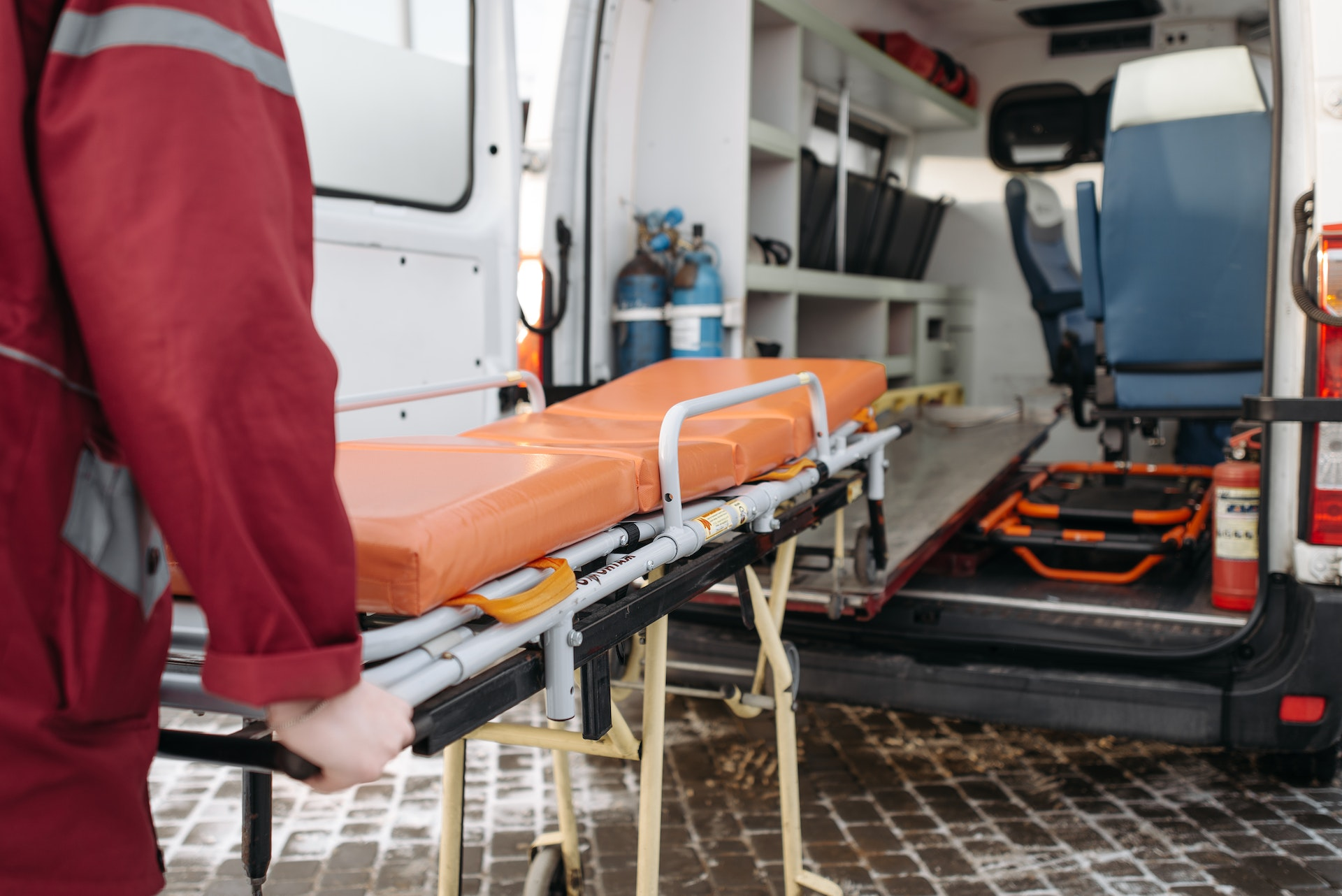 Comprendre les differences entre une ambulance VSL et un taxi conventionne